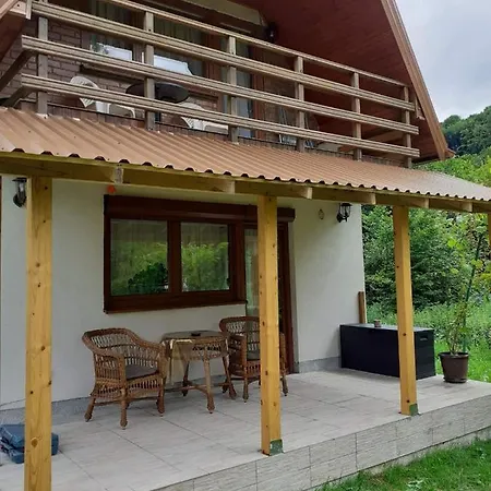 Dom wakacyjny Forest Stream *